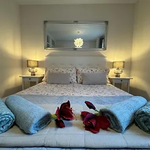 https://dream-laguna.adeje-hotels.com